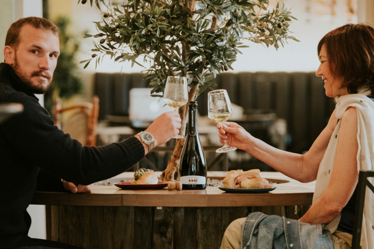 Mercato Plebiscito: i migliori prodotti della gastronomia italiana. Cincinnato incontra la migliore gastronomia italiana al Mercato Plebiscito. La gastromia italiana selezionata nel cuore di Roma