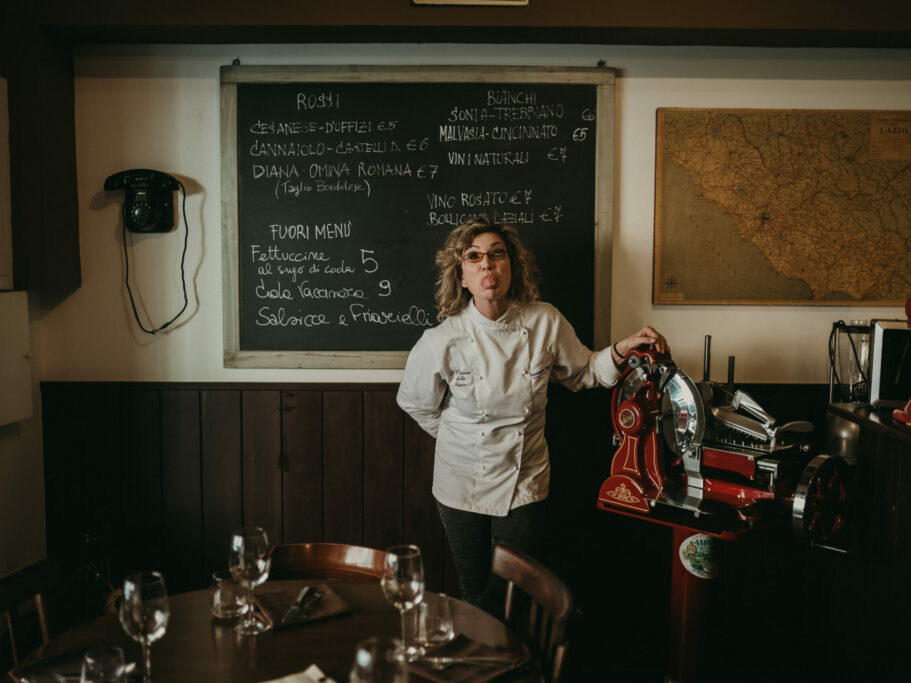 La cucina romana autentica nel cuore di Roma. L'Osteria della trippa è uno dei templi della cucina romana, dove la memoria e le storie sono un ingrediente fondamentale 