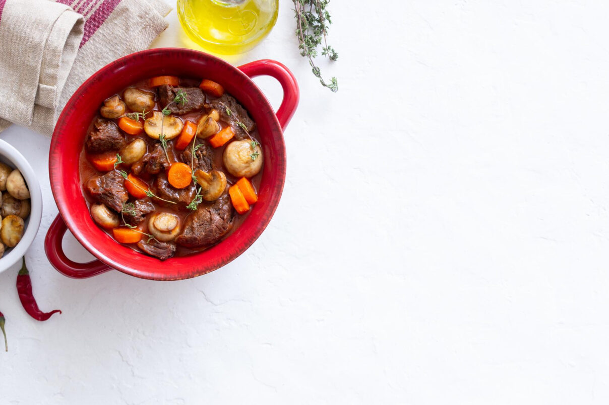 Vino italiano in Francia? La chiave è il cibo e le memorie di viaggio secondo Massimo Passaseo esperto in Francia di vino italiano. Ci racconta di come un Ercole, Nero Buono di Cori sia l'abbinamento ideale con una boeuf bourguignon.