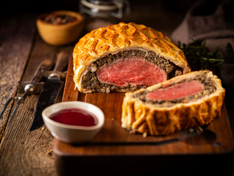 Beef Wellington is the iconic dish of British cuisine & the favorite among food and wine lovers. Check how to pair beef Wellington with wine.