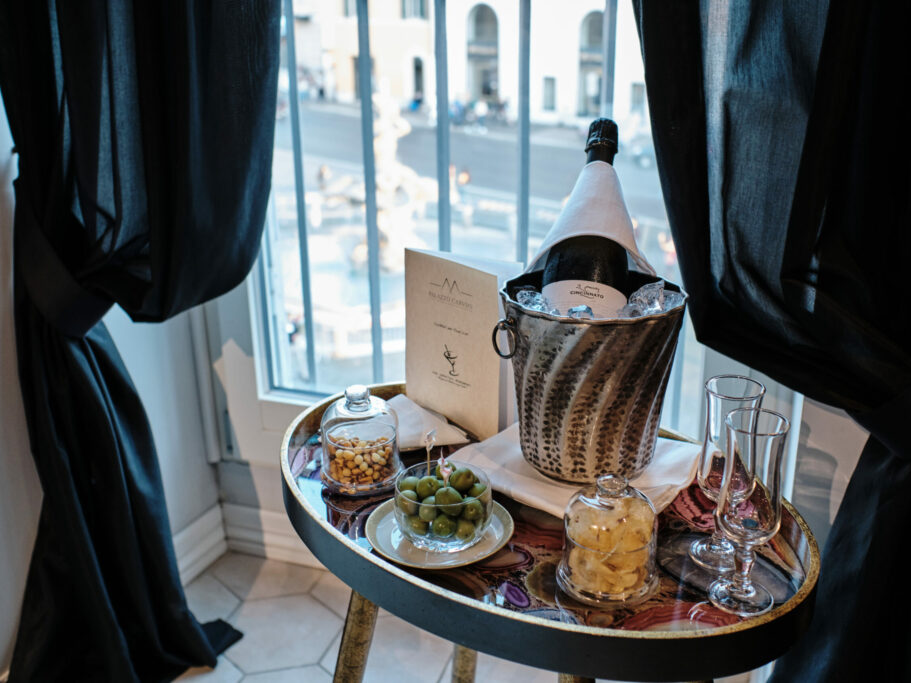 Discover the luxurious Boutique Hotel Palazzo Caruso in Rome's historic Piazza Barberini. Experience the Brut Cincinnato at Palazzo Caruso